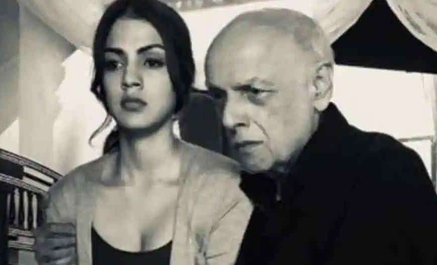 VIDEO: कई राज़ों से परदा उठाती है Rhea Chakraborty और Mahesh Bhatt की WhatsApp चैट