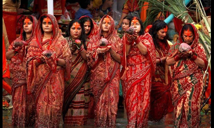 Chhath Puja: जानिए छठ पूजा के बारे में सबकुछ